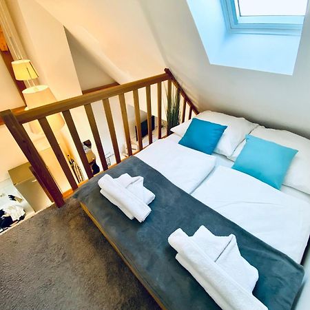 Apartment Schleusentor - Ferienwohnung Maisonette Rostock Buitenkant foto